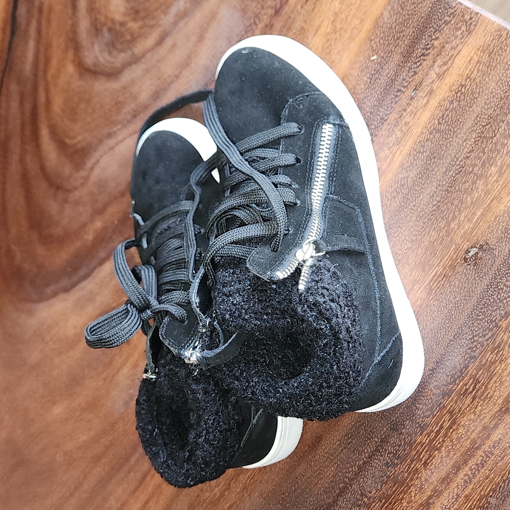 Steve Madden Kameo Suede black & white shoes